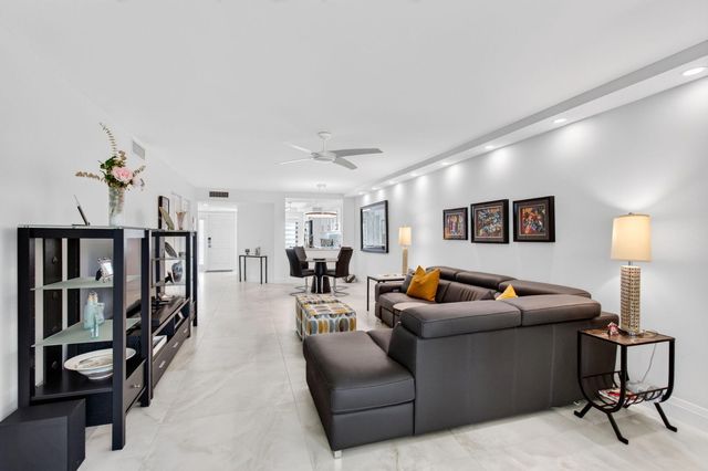 15782 Loch Maree Lane 3702, Delray Beach, FL 33446