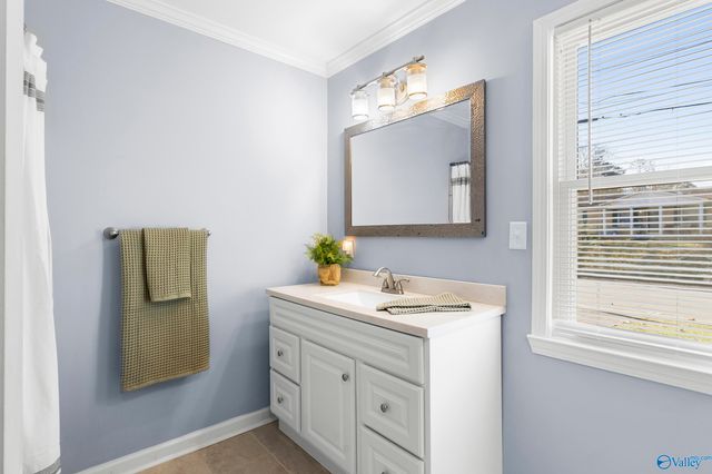 4010 Telstar Circle, Huntsville, AL 35805