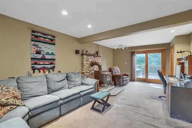 153 Barnes Road, Washingtonville, NY 10992