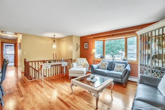 153 Barnes Road, Washingtonville, NY 10992