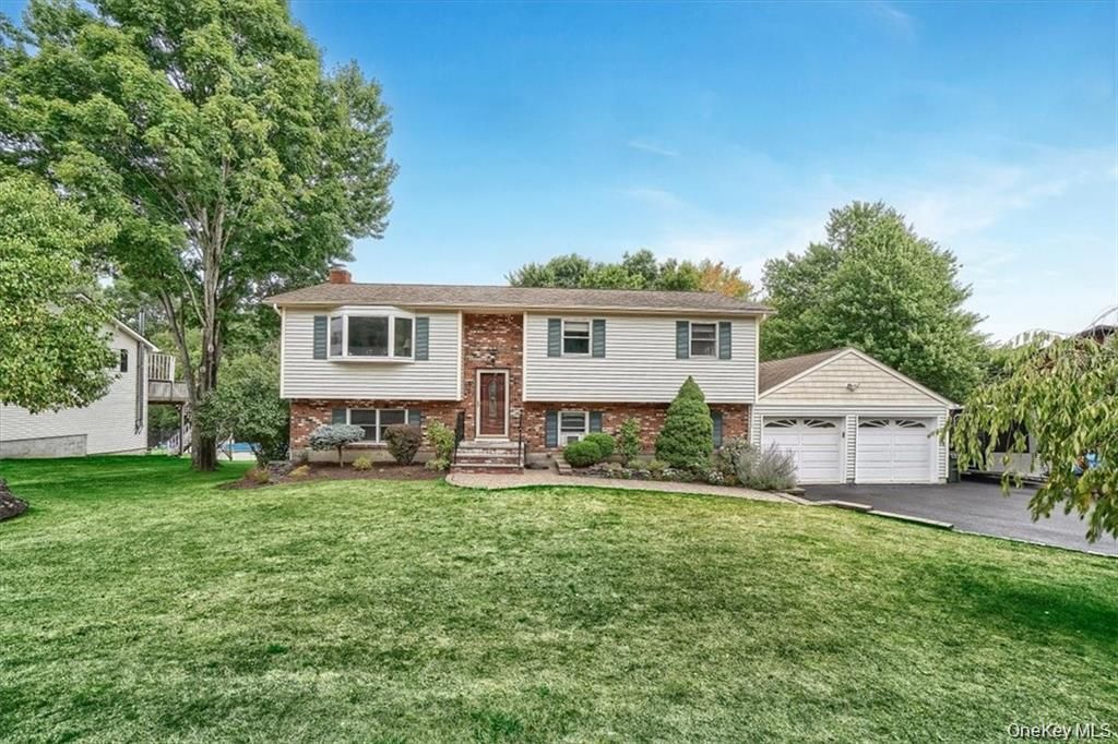 153 Barnes Road, Washingtonville, NY 10992