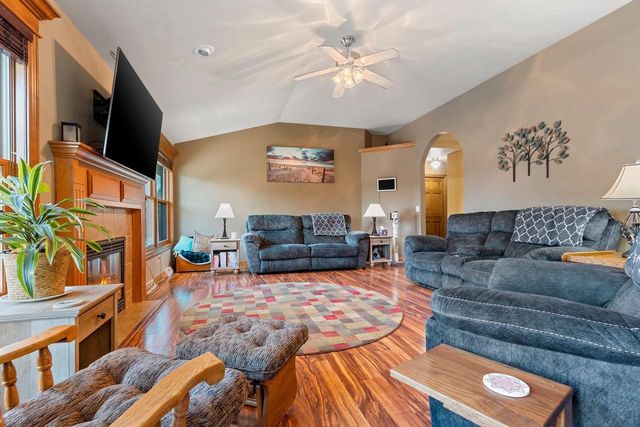 2125 DOLLAR ROAD, De Pere, WI 54115