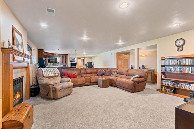 2125 DOLLAR ROAD, De Pere, WI 54115