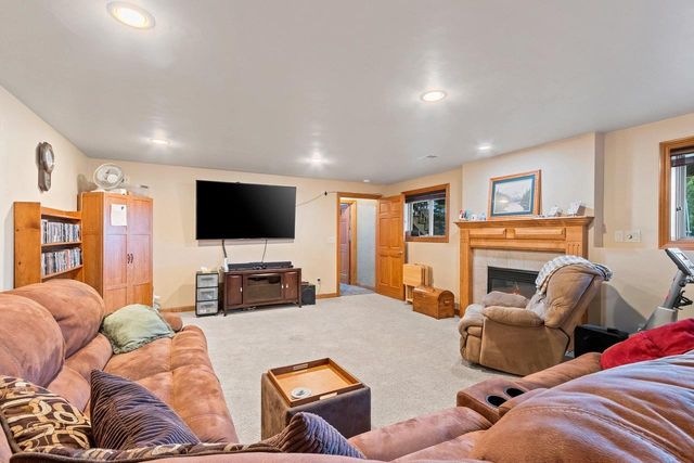 2125 DOLLAR ROAD, De Pere, WI 54115
