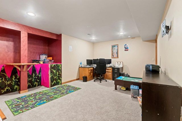 2125 DOLLAR ROAD, De Pere, WI 54115