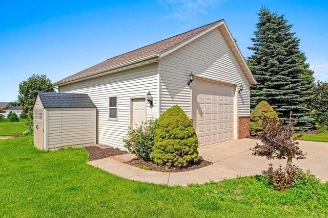 2125 DOLLAR ROAD, De Pere, WI 54115