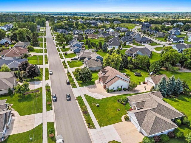 2125 DOLLAR ROAD, De Pere, WI 54115
