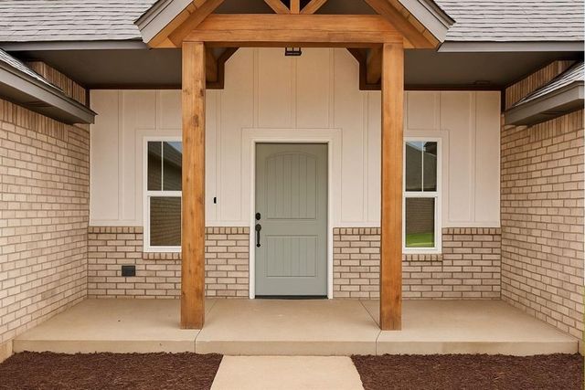 11941 NW 120th Street, Yukon, OK 73099