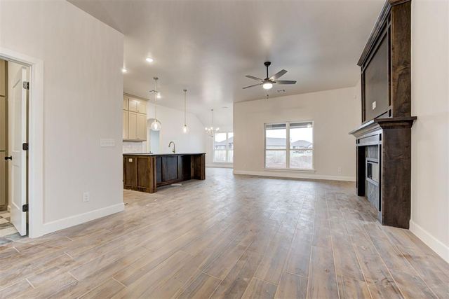 11941 NW 120th Street, Yukon, OK 73099