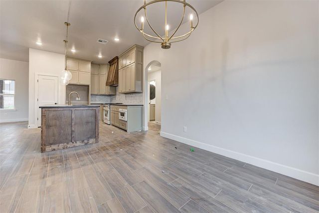 11941 NW 120th Street, Yukon, OK 73099