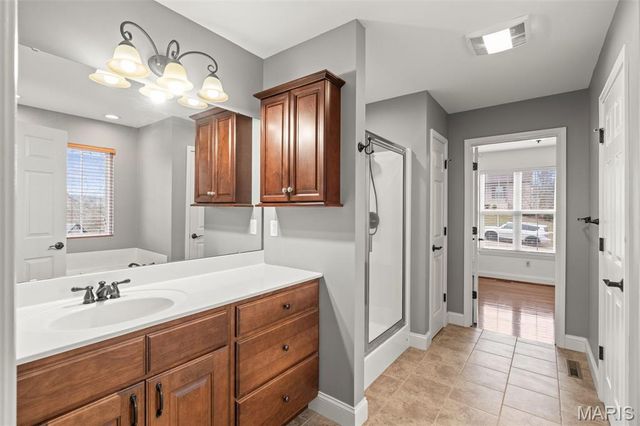 311 Englewood Court, Washington, MO 63090