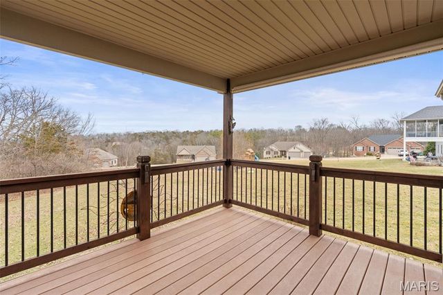 311 Englewood Court, Washington, MO 63090