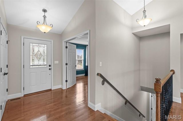 311 Englewood Court, Washington, MO 63090