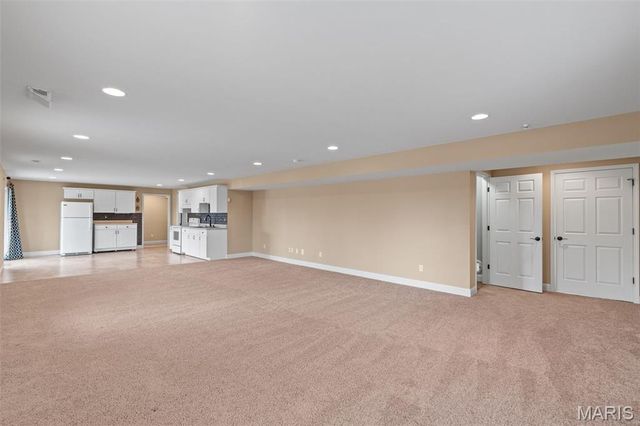 311 Englewood Court, Washington, MO 63090