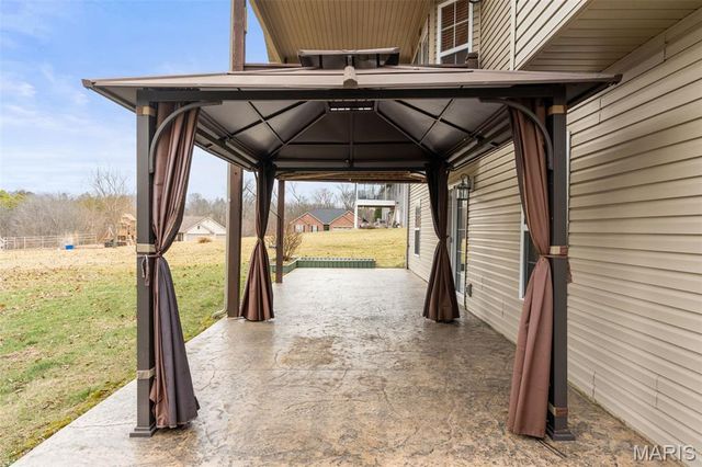 311 Englewood Court, Washington, MO 63090