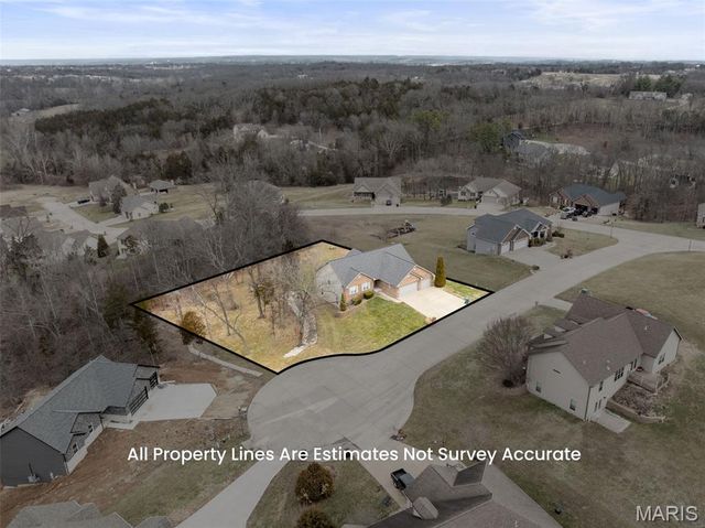 311 Englewood Court, Washington, MO 63090