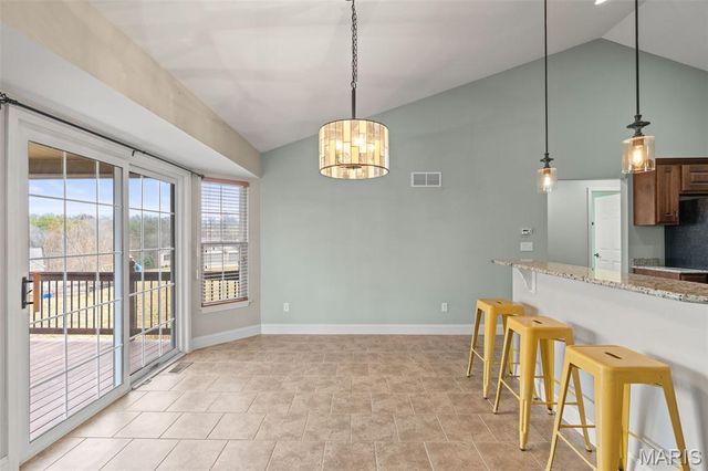 311 Englewood Court, Washington, MO 63090