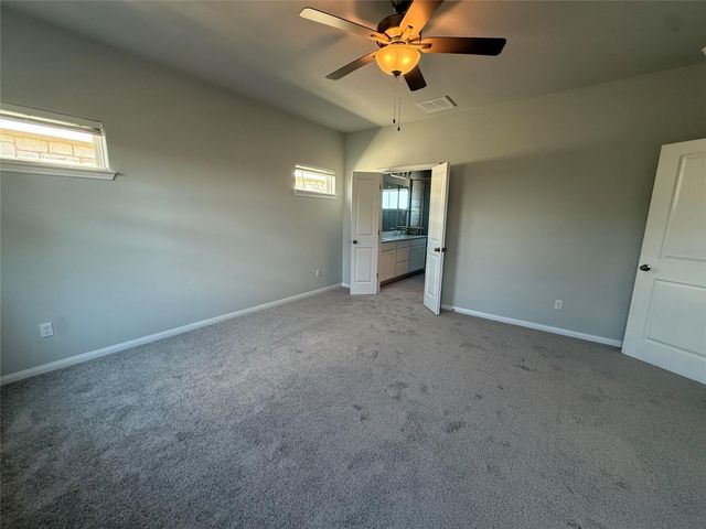 131 Spangle WAY, Kyle, TX 78640
