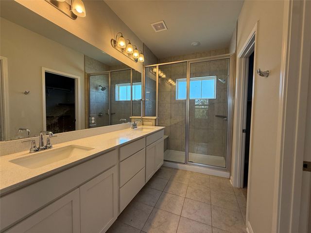 131 Spangle WAY, Kyle, TX 78640