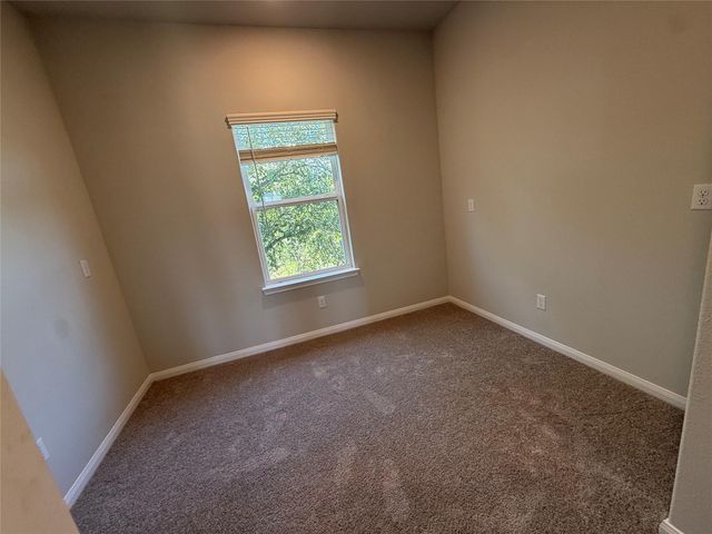 131 Spangle WAY, Kyle, TX 78640