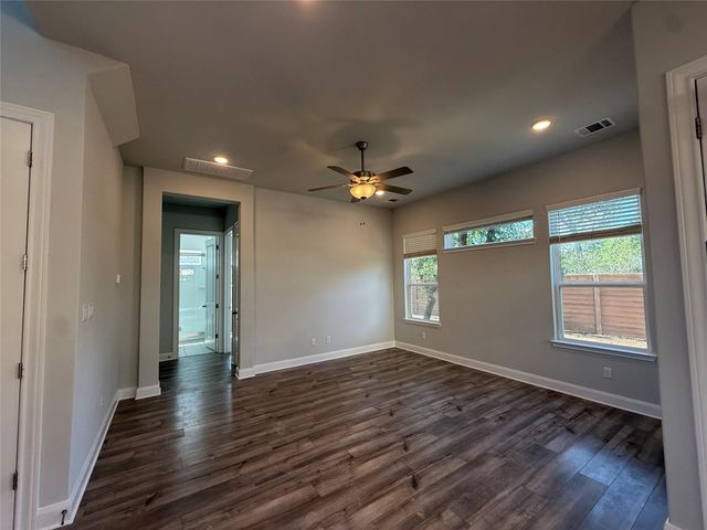 131 Spangle WAY, Kyle, TX 78640