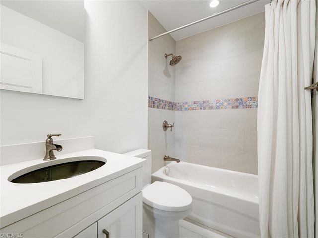 2480 Library WAY, Sanibel, FL 33957