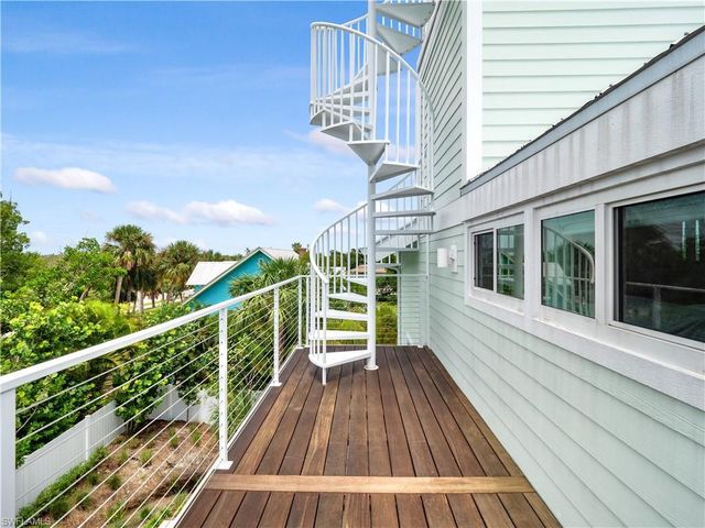 2480 Library WAY, Sanibel, FL 33957