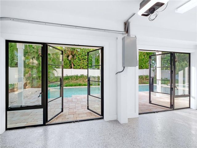 2480 Library WAY, Sanibel, FL 33957