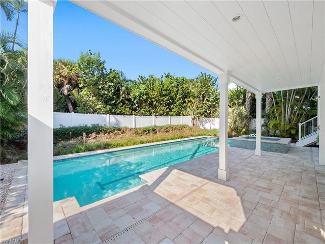 2480 Library WAY, Sanibel, FL 33957