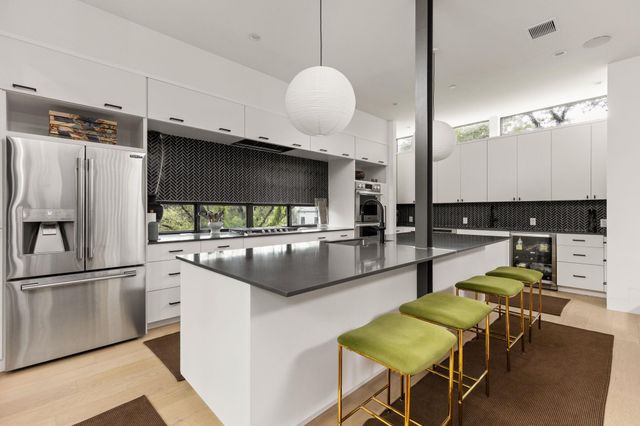 1603 Chelsea LN 1, Austin, TX 78704