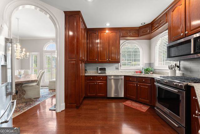 3869 Alexandria Drive, Gainesville, GA 30506