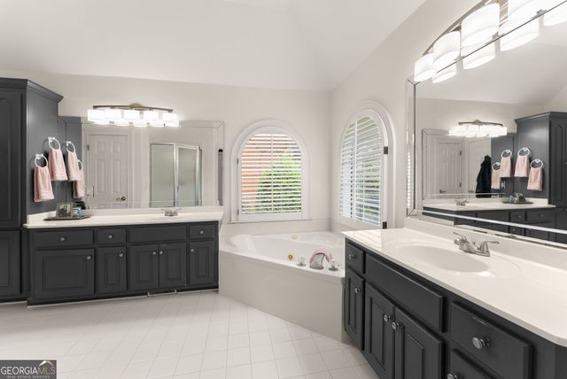 3869 Alexandria Drive, Gainesville, GA 30506