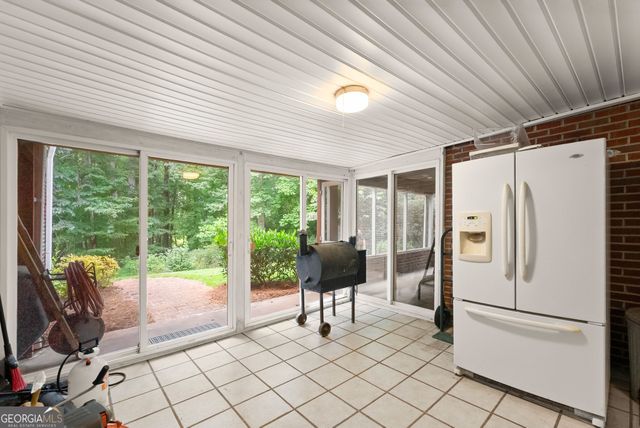 3869 Alexandria Drive, Gainesville, GA 30506