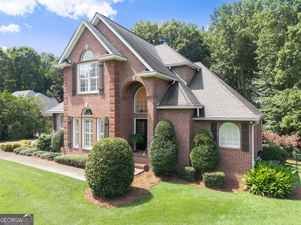 3869 Alexandria Drive, Gainesville, GA 30506