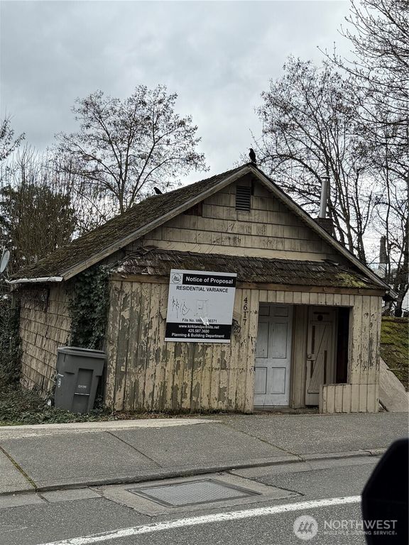 4617 Lake Washington Boulevard NE, Kirkland, WA 98033