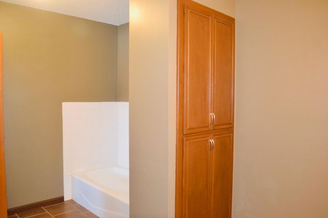 505 Tuttle Drive, Hastings, MN 55033