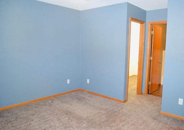 505 Tuttle Drive, Hastings, MN 55033