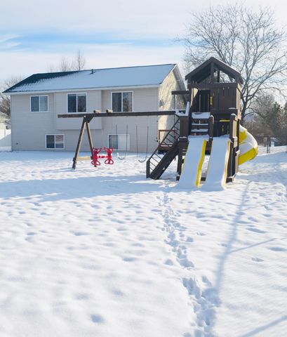 505 Tuttle Drive, Hastings, MN 55033