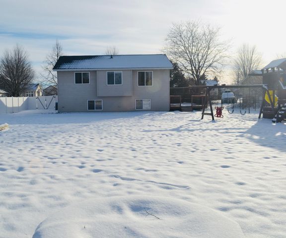 505 Tuttle Drive, Hastings, MN 55033