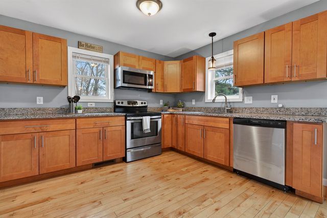 37A Joffre Street A, Goffstown, NH 03102