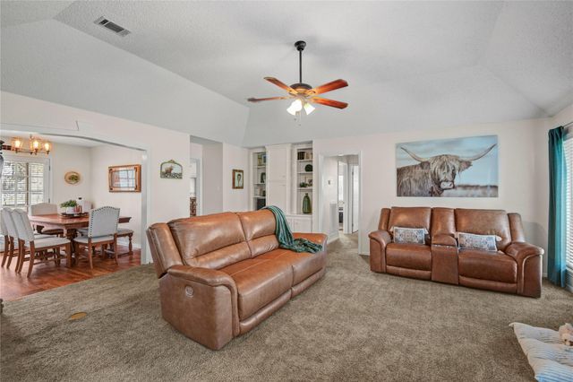 3063 Cr-580, West Columbia, TX 77486