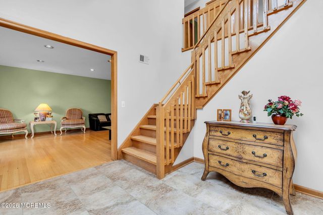 15 Oxford Drive, Ocean Twp, NJ 07712