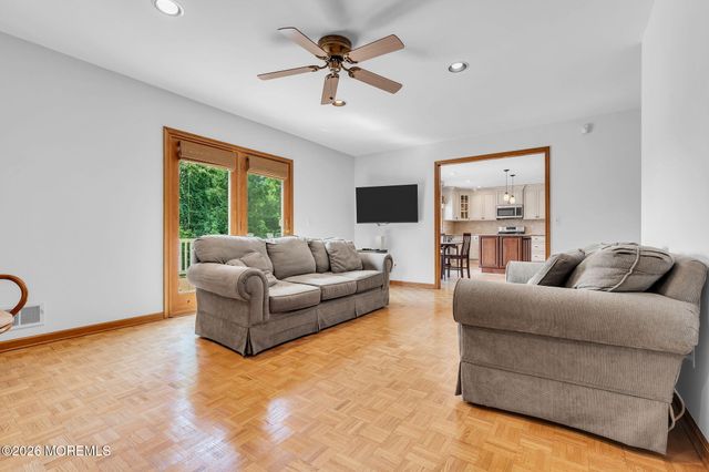 15 Oxford Drive, Ocean Twp, NJ 07712