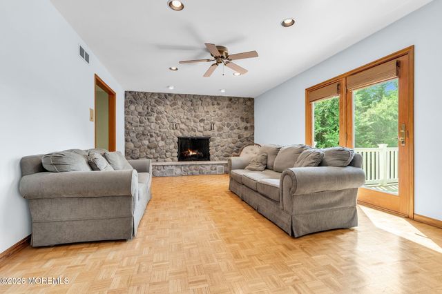 15 Oxford Drive, Ocean Twp, NJ 07712