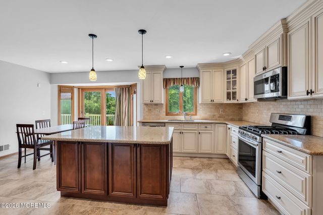 15 Oxford Drive, Ocean Twp, NJ 07712