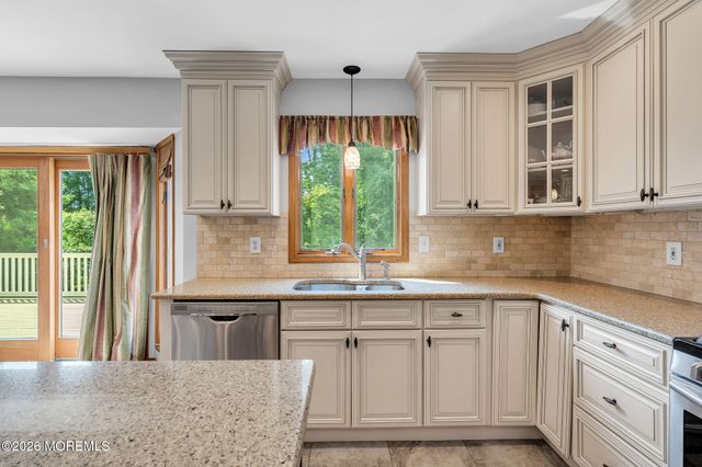 15 Oxford Drive, Ocean Twp, NJ 07712
