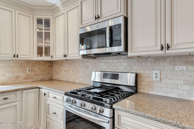 15 Oxford Drive, Ocean Twp, NJ 07712