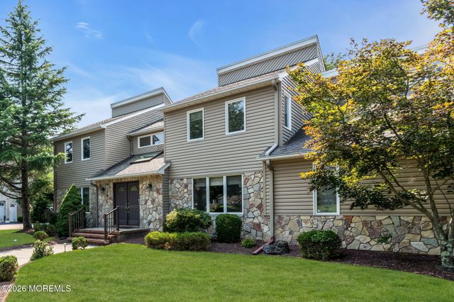 15 Oxford Drive, Ocean Twp, NJ 07712