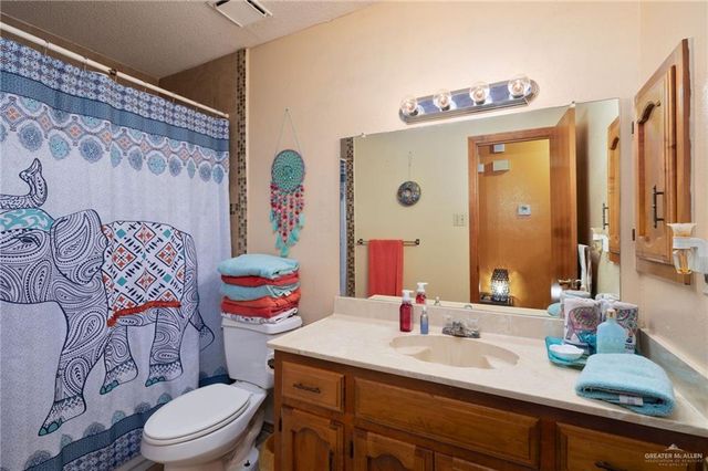 2400 Live Oak Street, Mission, TX 78574