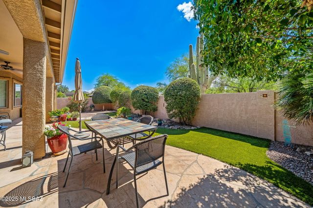 13872 E Carruthers Street, Vail, AZ 85641